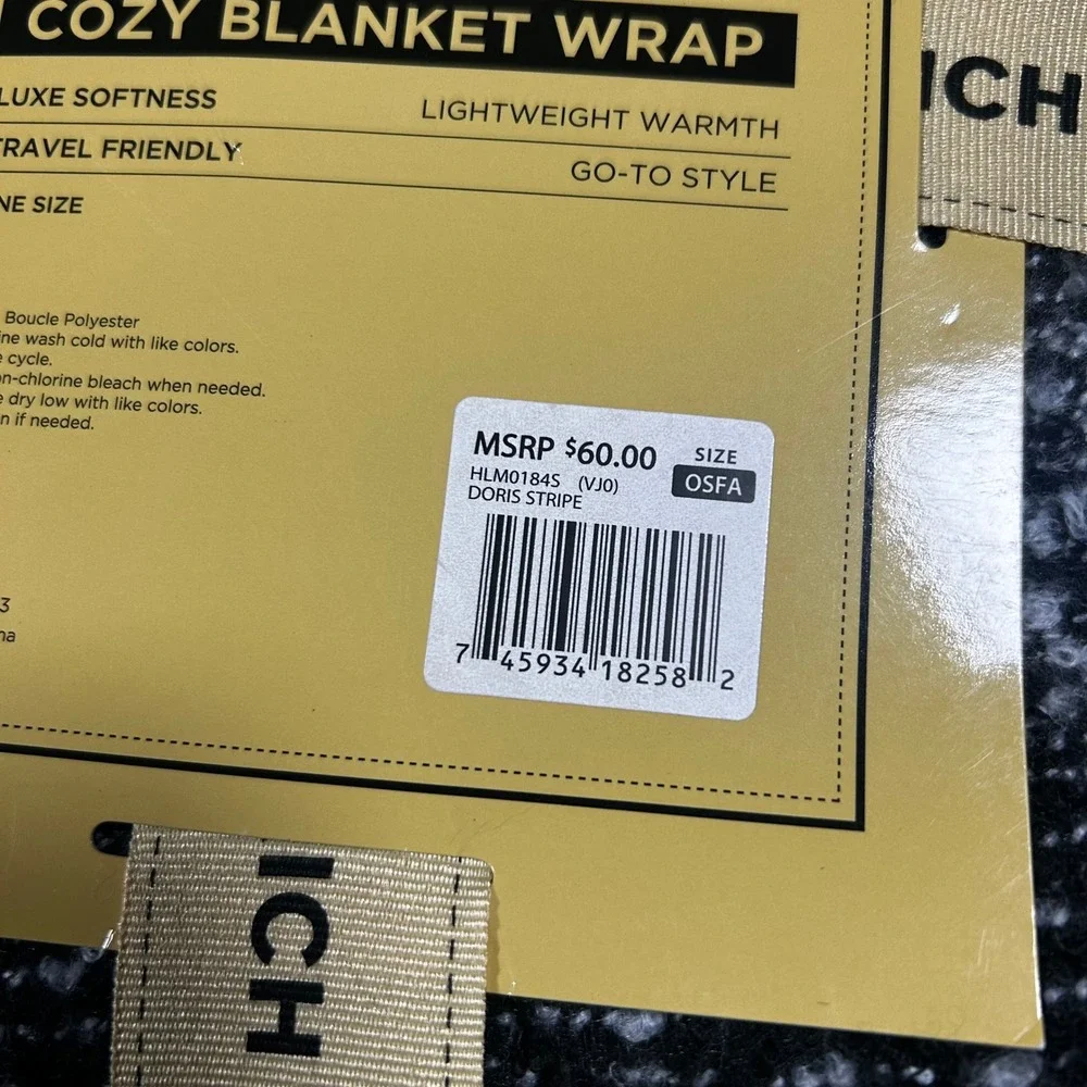 Woolrich Cozy Blanket Wrap Womens OSFA Black White Doris Stripe NEW Boucle